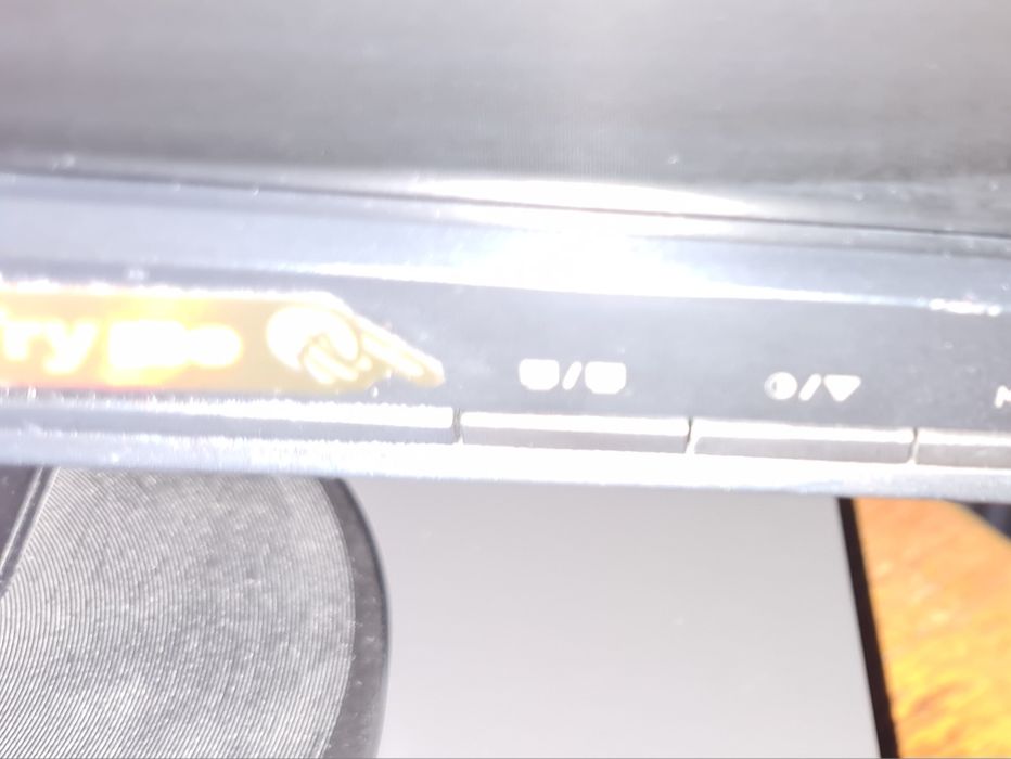 Vând assus ecran pt calculator