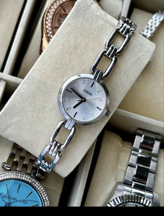 Fossil Kerrigan quartz Miyota