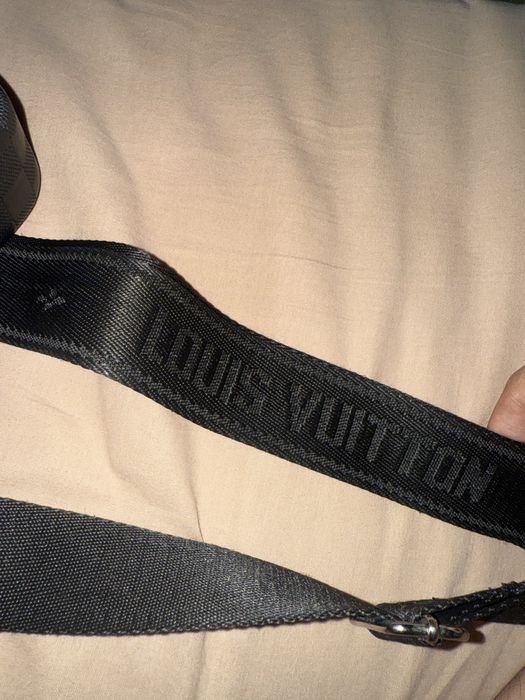 Чантичка на Louis Vuitton