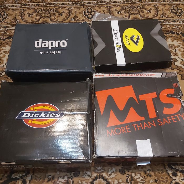 Спец ботинки франция,италия,индия от 30000 размер 44-45