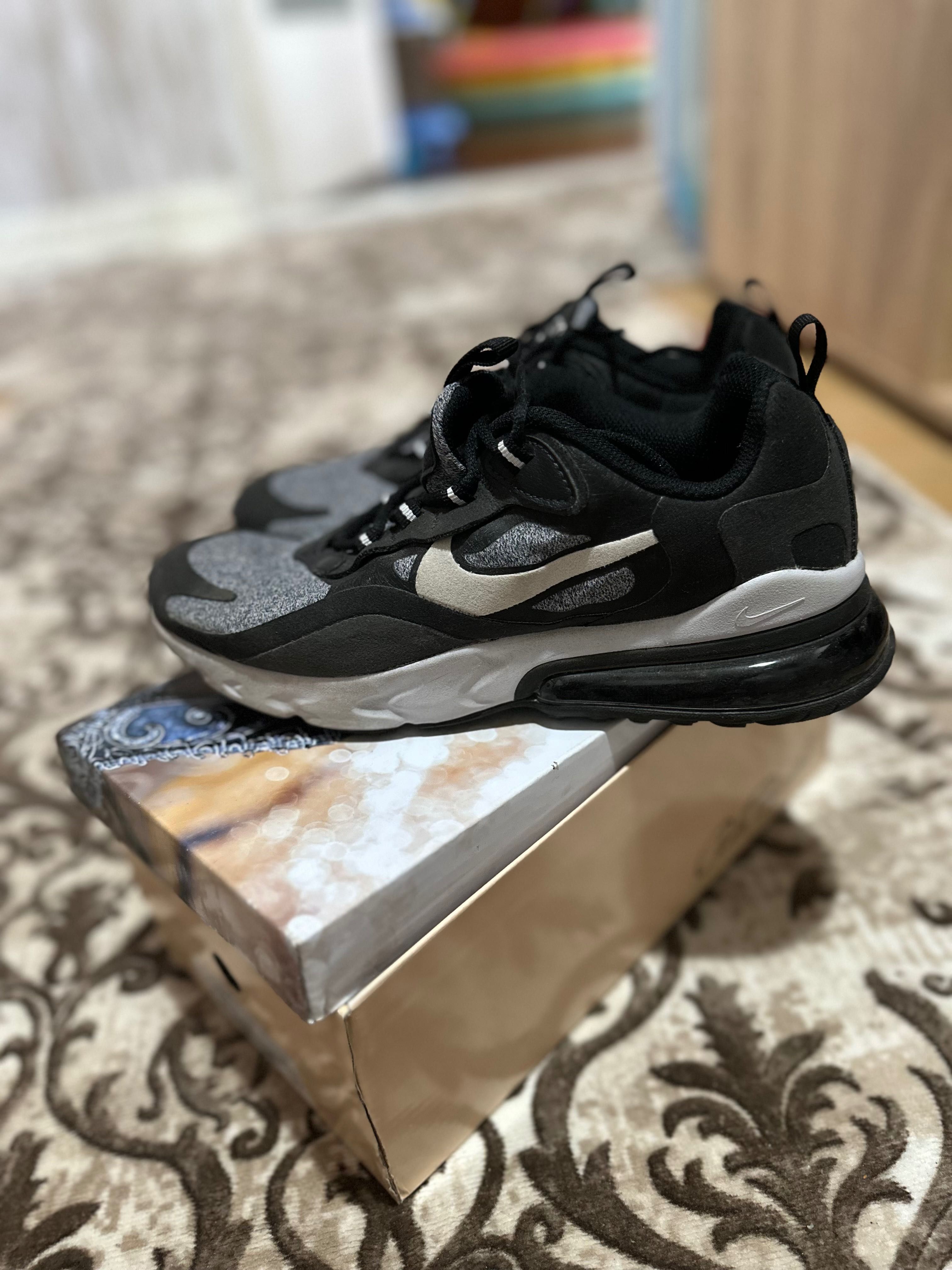 Nike Air Max 270