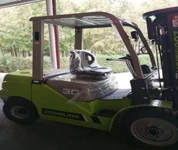 Вилочный погрузчик ZOOMLION FD25 (3)м