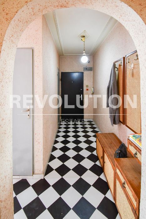 Дава се под наем Тристаен апартамент в София, Левски Г - 105 кв.м за 700 € - Снимка #8