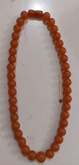 Бусы медовый янтарь