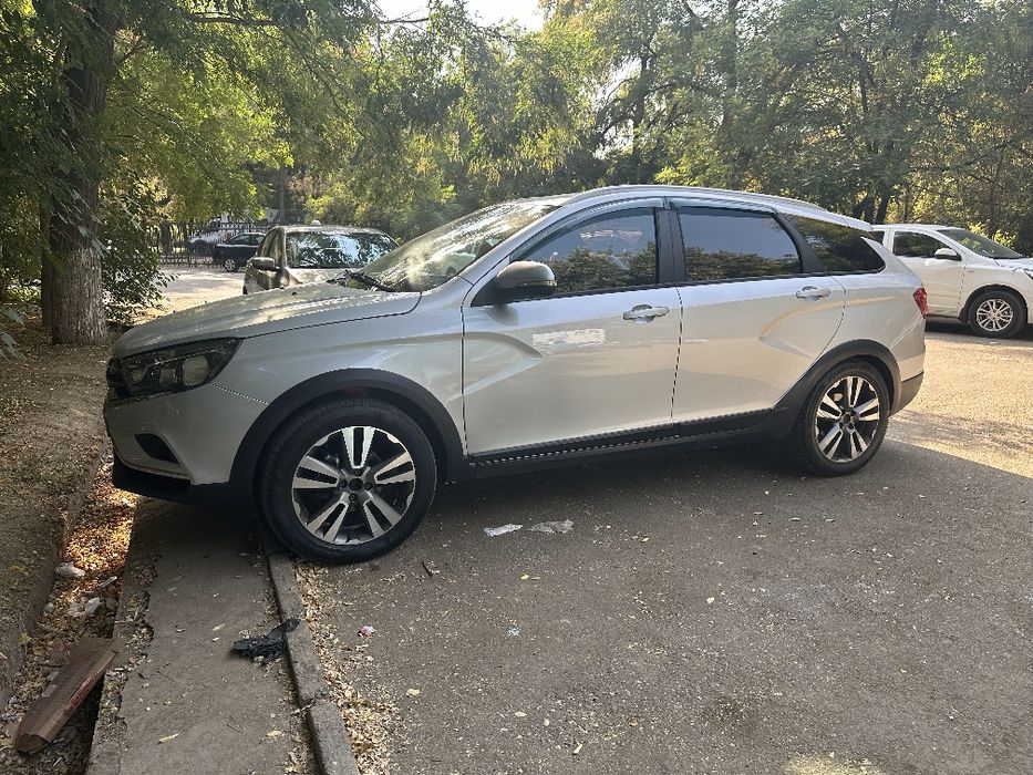 Lada Vesta sw cross