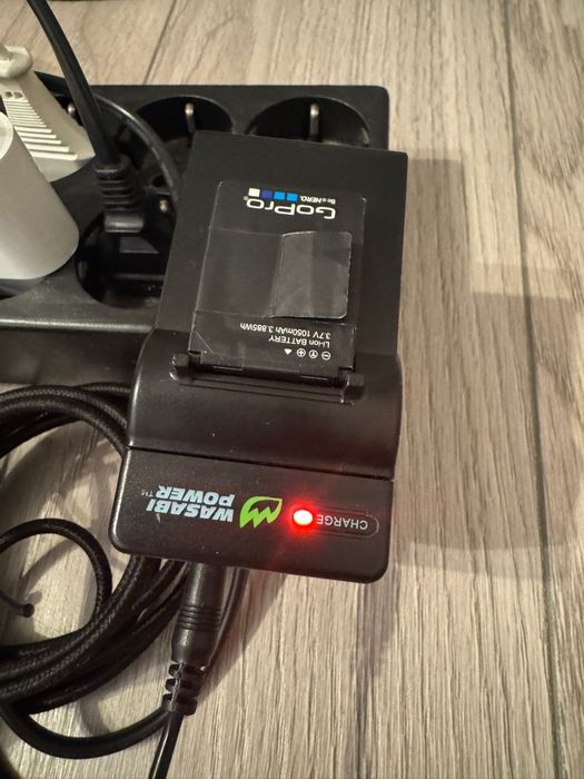 Camera go pro Hero 3  cu multe accesorii