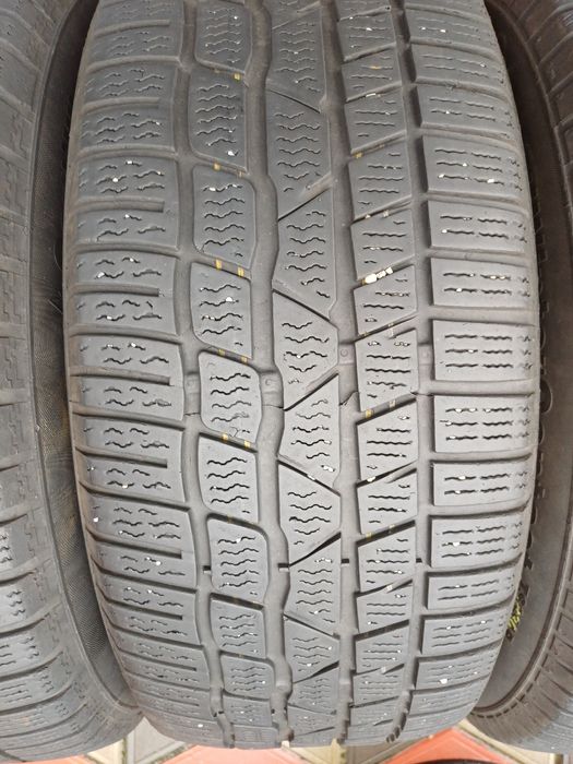Vând 4 anvelope de iarna 225 55 r16 CONTINENTAL