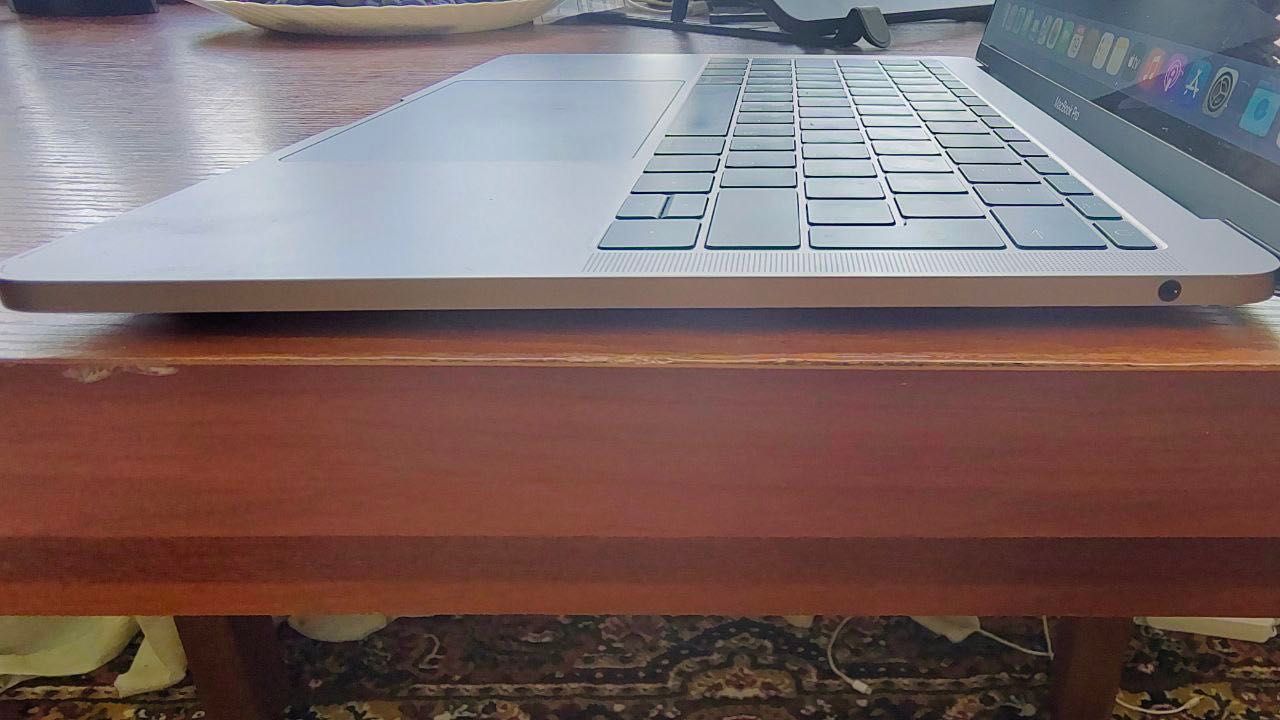MacBook Pro 13" (2016)