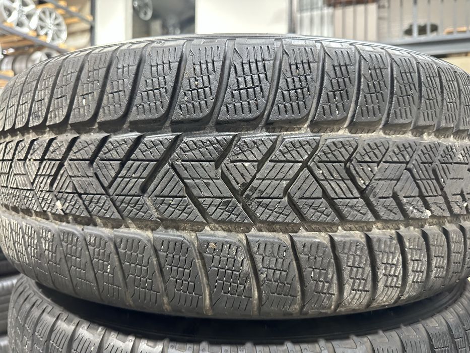 Roti iarna Audi E tron 19 FACTURA 235/55R19 ca si NOI DOT2021