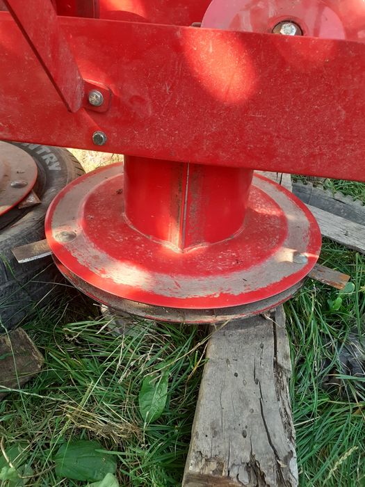 Cositoare dupa tractor