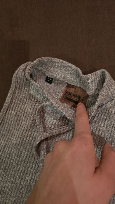 Нова блуза и потник Gymshark