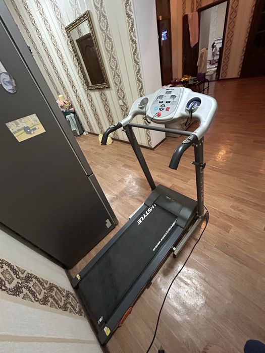 Продается беговая дорожка
