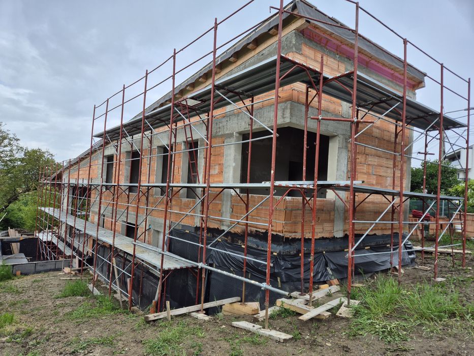 Schela metalica noua