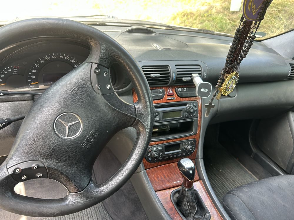 Mercedes C class W203