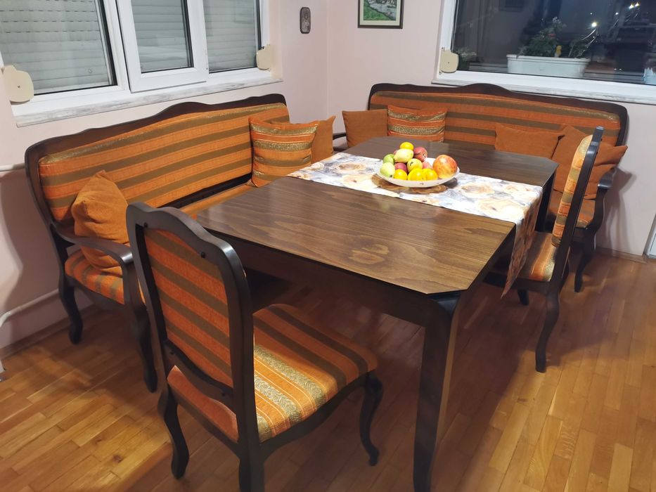 Комплект за трапезария