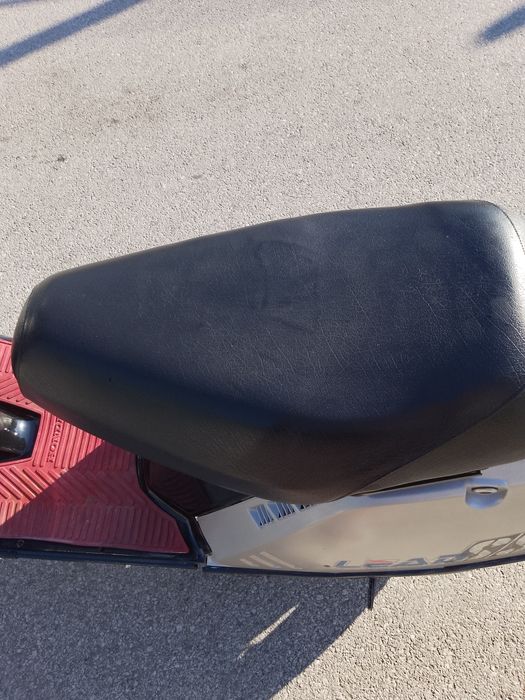 Скутер Honda LEAD 50