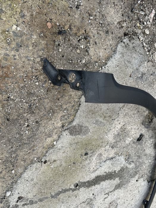 Предна лява вежда хонда сивик 8 отлична