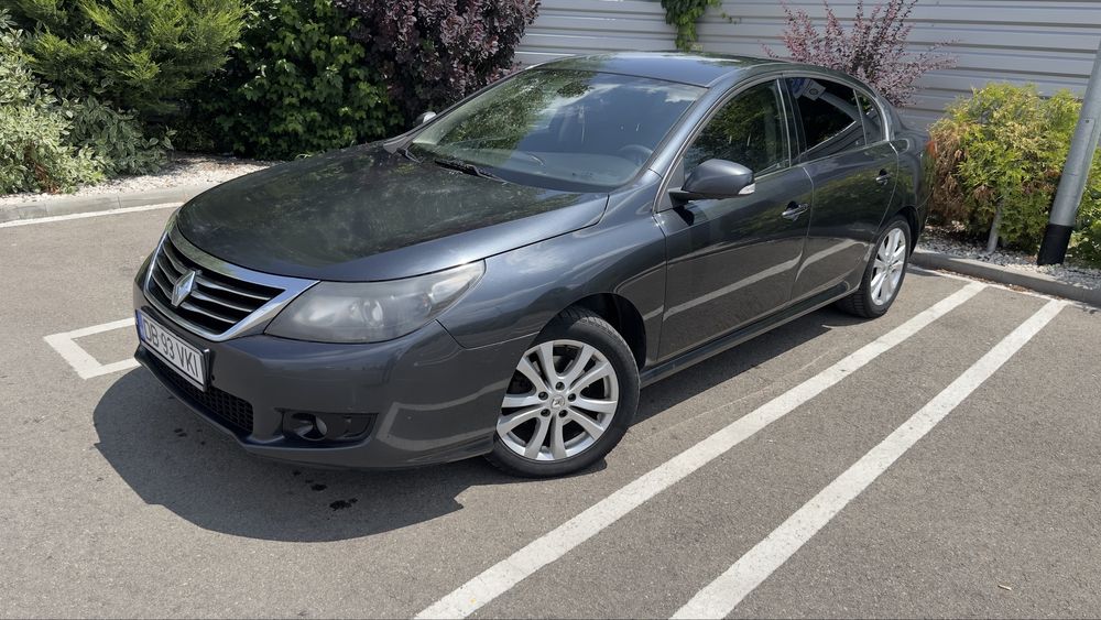 Urgent ! Renault Latitude 2012 2.0Dci