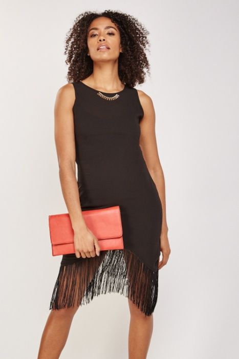 ПОСЛЕДНО НАМАЛЕНИЕ! Прозрачна рокля с детайли ресни и златен елемент