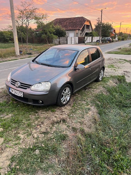 Volkswagen Golf V