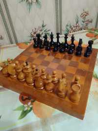 Продам советские  деревянные шахматы
