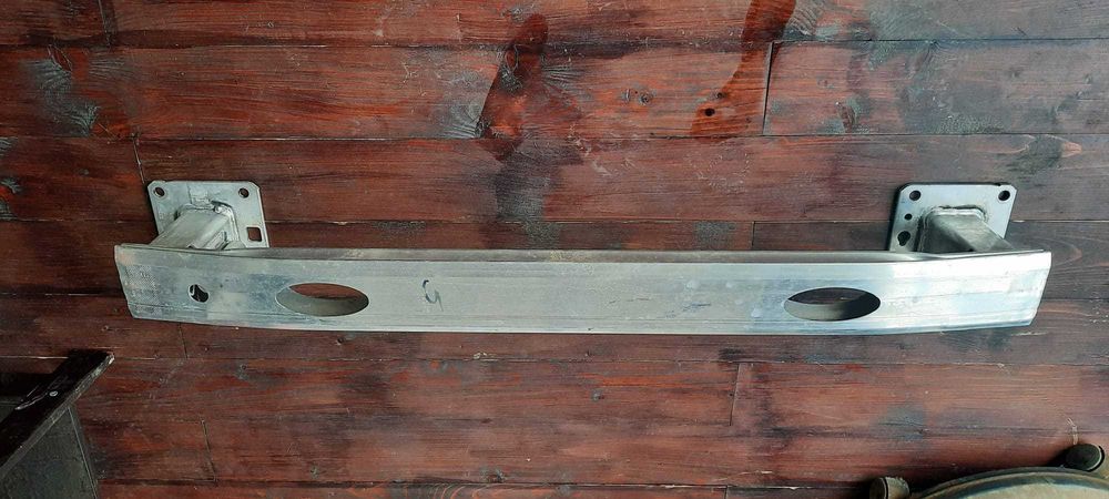 Contrabara spate Toyota