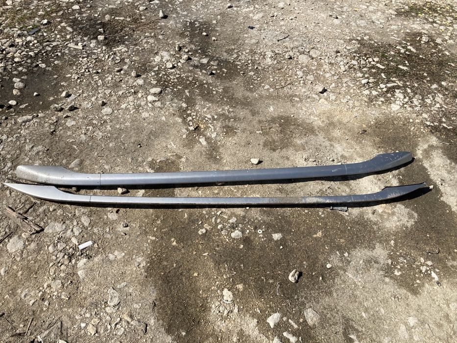 Лаистни за тавана Тойота Авенсис Т25 комби 2003- 2008