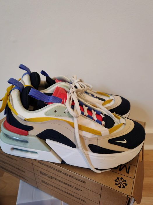 Оригинални маратонки NIKE