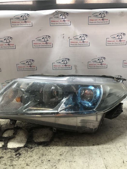 far stanga cu led suzuki vitara 2017