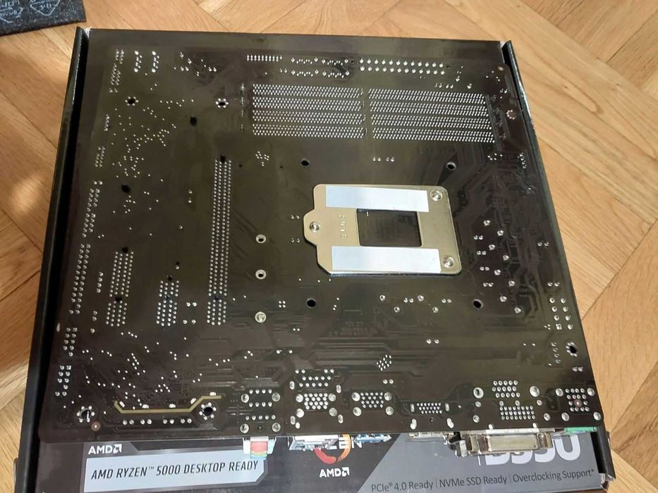 Intel Core i7 8700 + Gigabyte B365M DS3H