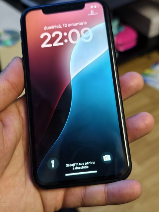 Vând sau Schimb Apple iPhone XR Negru Impecabil