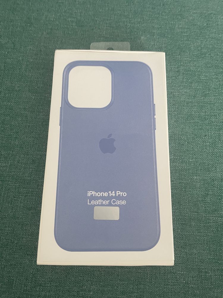 Husa piele logo iphone 14/ 14 Pro