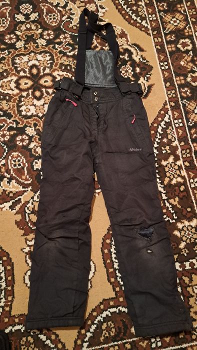 Зимние болоньевые штаны на мальчика 9-10 лет