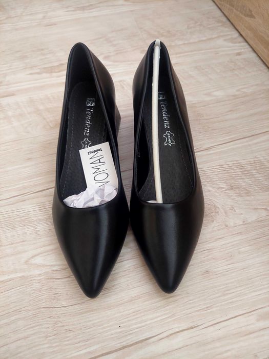 Дамски обувки на ток 37 номер