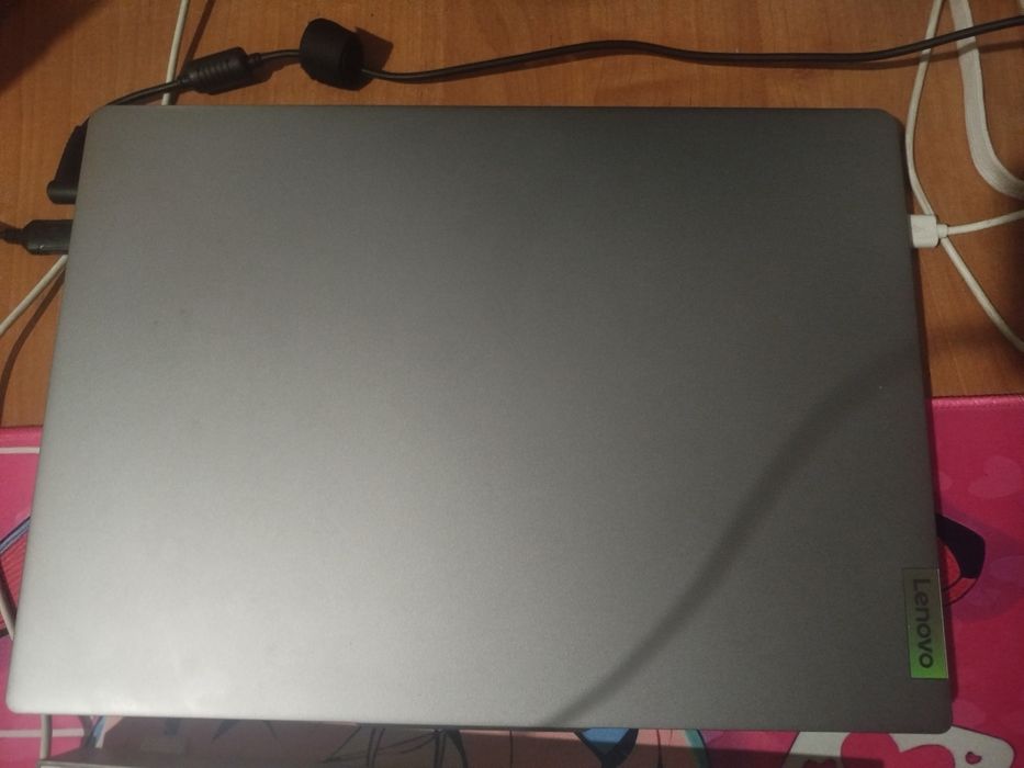 Lenova slim 3i, i5-12450h