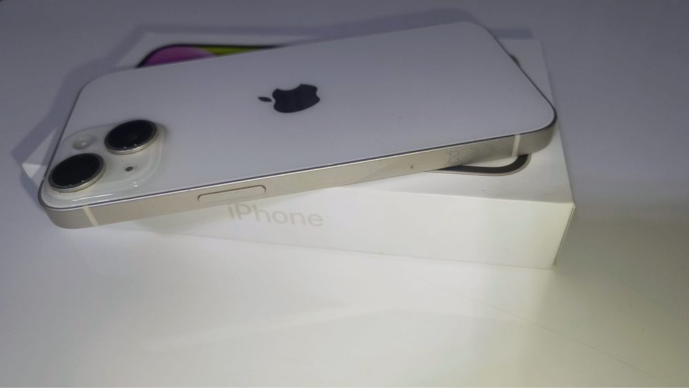 iPhone 14 simplu