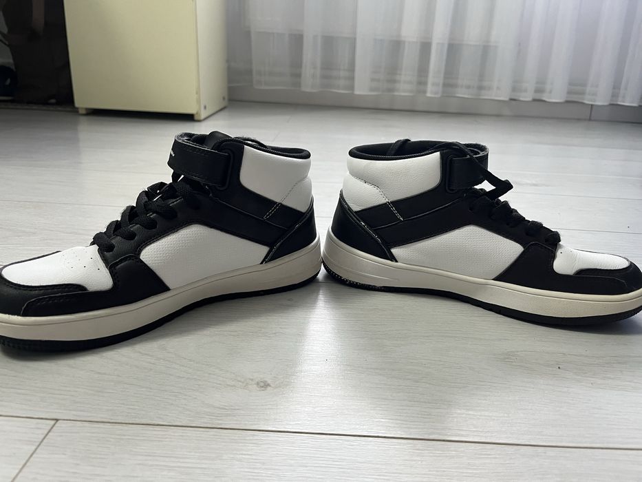 Adidași Champion mid alb-negru, noi, mărimea 40