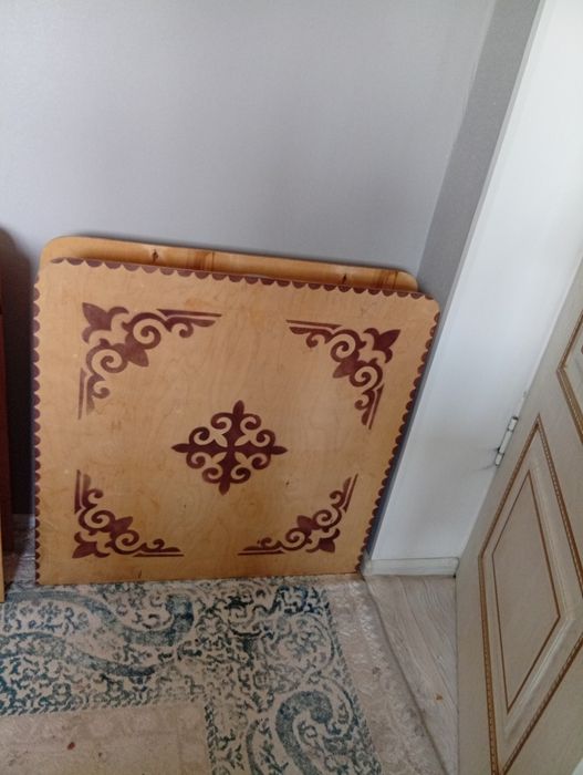 Жер үстел сатамын,ұзындығы1,5 ені 80 см болатын жиналмалы жер үстел