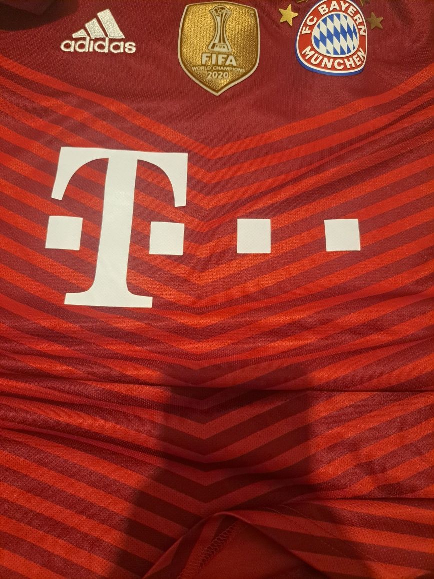 Оригинална футболна фланелка Bayern münchen от сезон 21-22