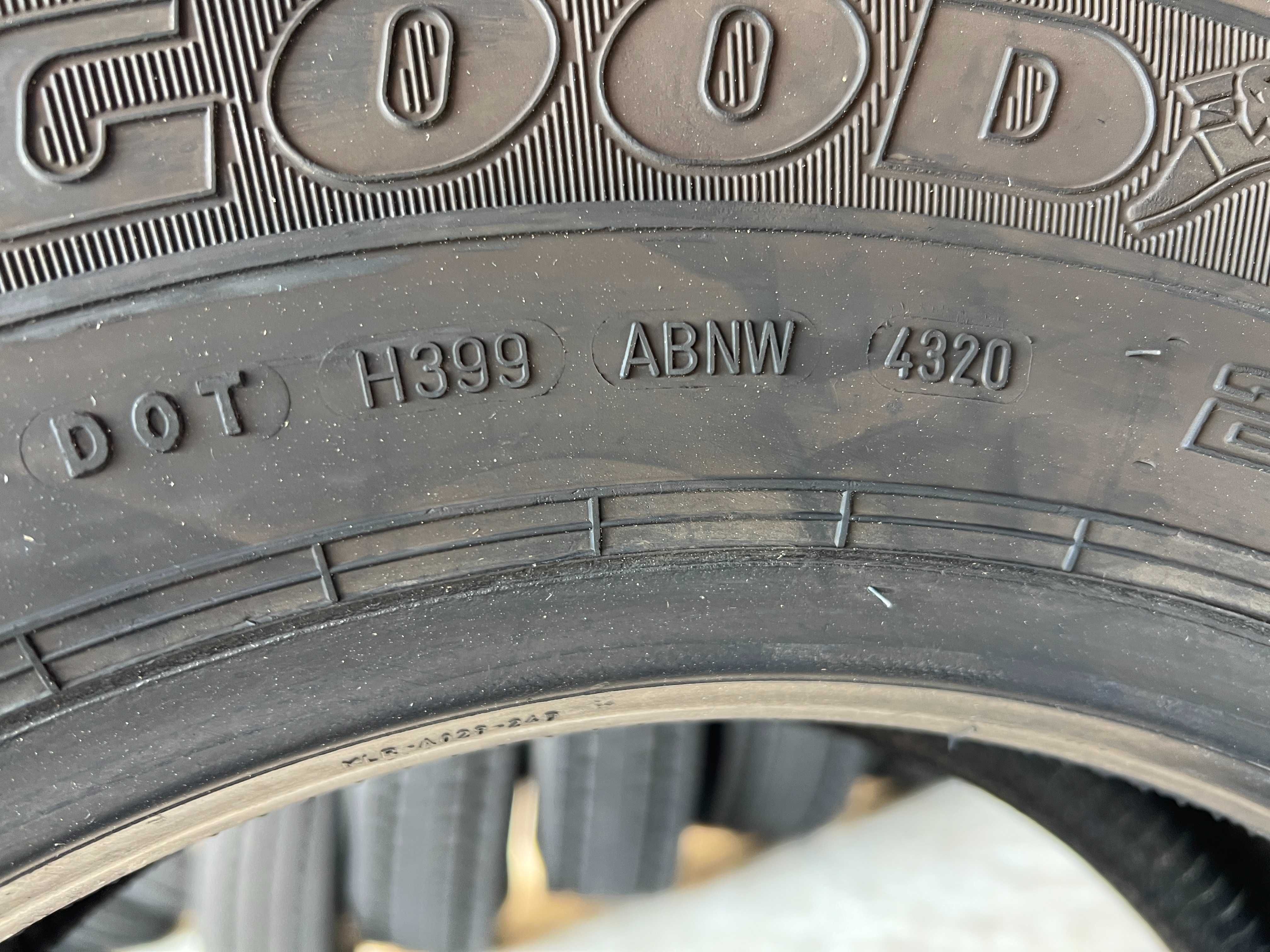2 гуми за ремарке 235/75R17.5 Goodyear KMax T 143/141J M+S FRT DOT4320