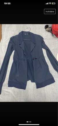 Blazer marimea S impecabil