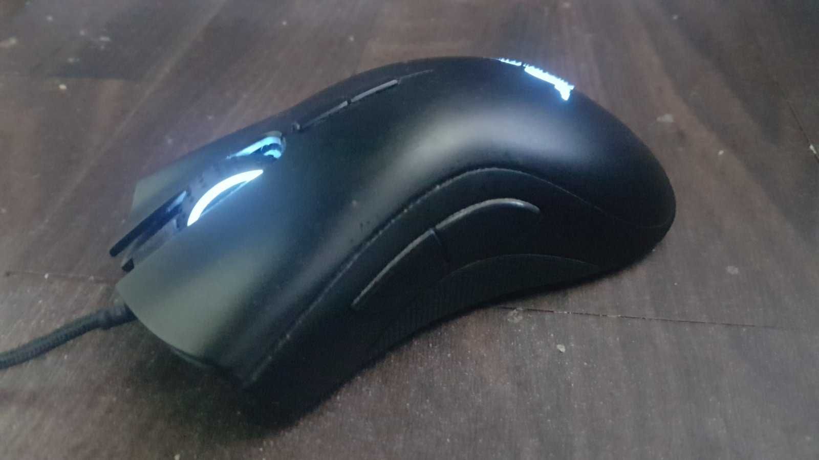 Гейминг мишка Razer Deathadder elite.