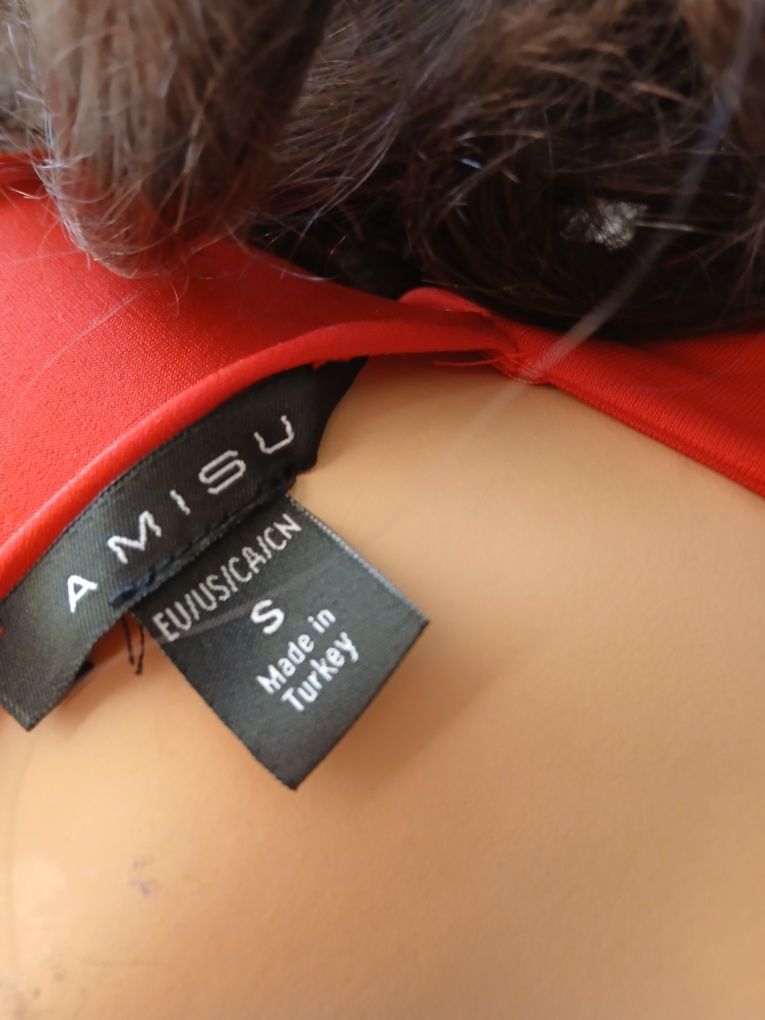 Червено боди S Amusu