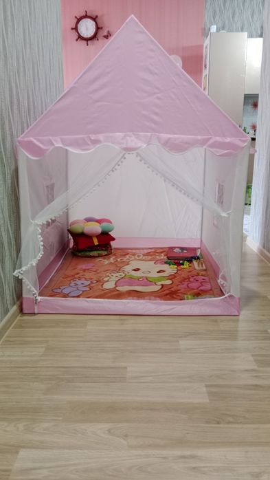 Продам новую детскую палатку домик