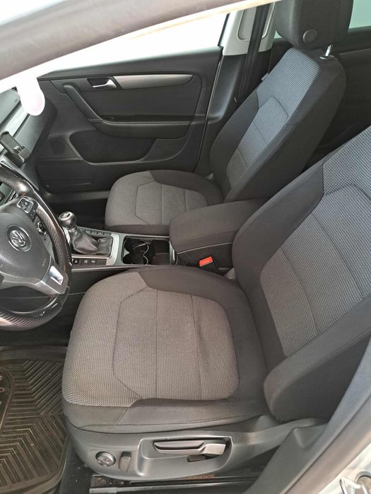 Vand VW Passat B7 Break