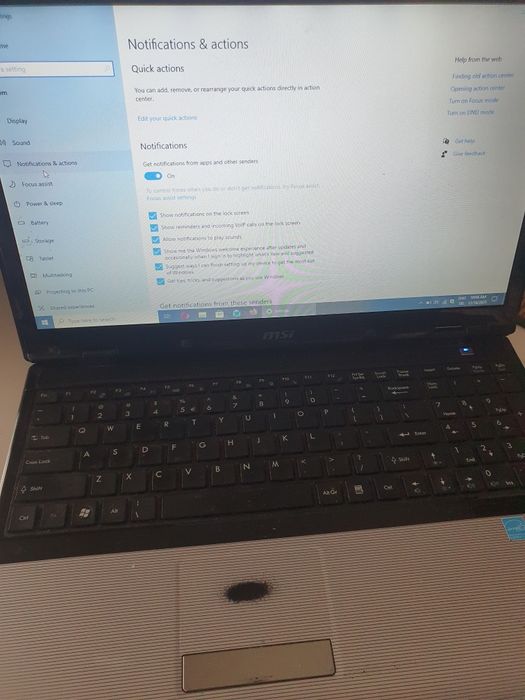 Laptop MSI-MS1681,Intel i3,Windows 10