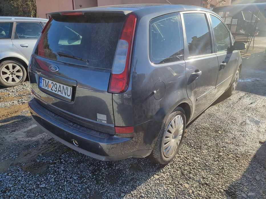 Vind sau schimb cu tractoras de gazon Ford focus C max 2,0D an 2004