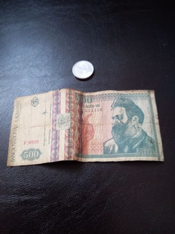 Vând bancnote vechi și monezi