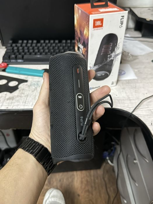 Колонка JBL FLIP 6 Оригинал, пользовался месяца 2-3