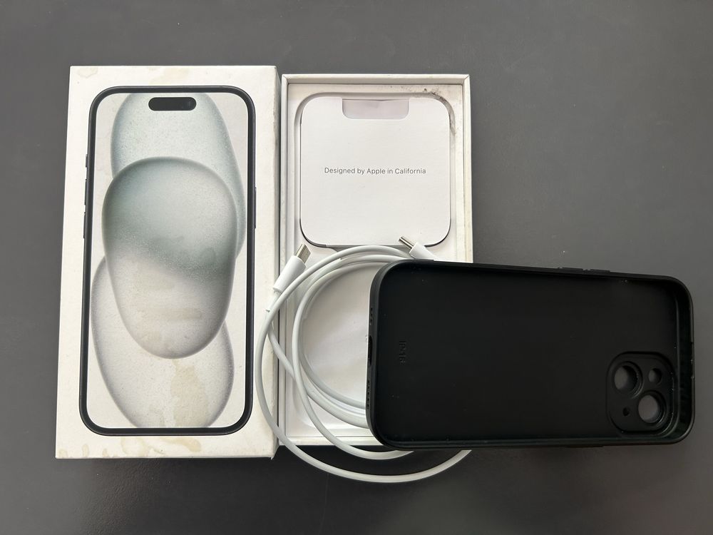 Продавам Apple iPhone 15 128GB